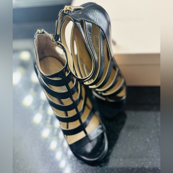 Jimmy Choo Fathom Heels, size 8 - Picture 9 of 15